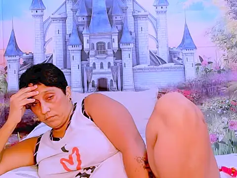 Snapshot of indianroxy chatting on 11, 2, 2025 indianroxy online show from 11, 2, 2025