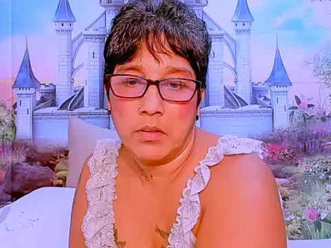 Snapshot of indianroxy chatting on 5, 3, 2025 indianroxy online show from 5, 3, 2025