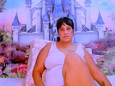 Snapshot of indianroxy chatting on 6, 3, 2025 indianroxy online show from 6, 3, 2025