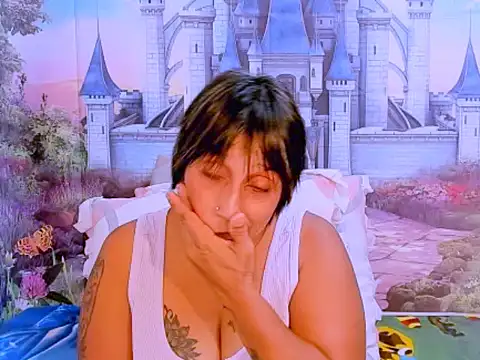 Snapshot of indianroxy chatting on 23, 9, 2025 indianroxy online show from 23, 9, 2025