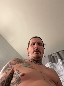 Snapshot of tazzfazz chatting on 4, 3, 2026 tazzfazz online show from 4, 3, 2026