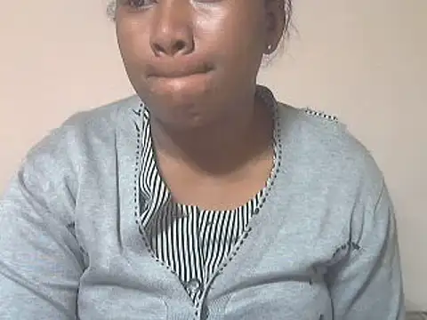 Snapshot of cutybigass chatting on 17, 6, 2026 cutybigass online show from 17, 6, 2026