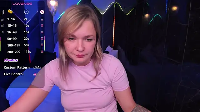 BellaDreamy online show from 17, 10, 2025