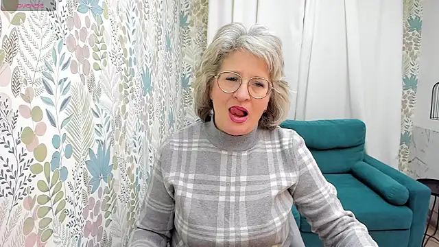 Snapshot of EvelynJoyful chatting on 20, 12, 2024 EvelynJoyful online show from 20, 12, 2024