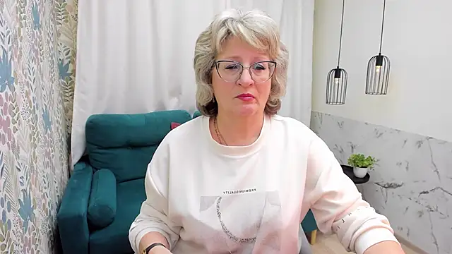 EvelynJoyful online show from 19, 3, 2026