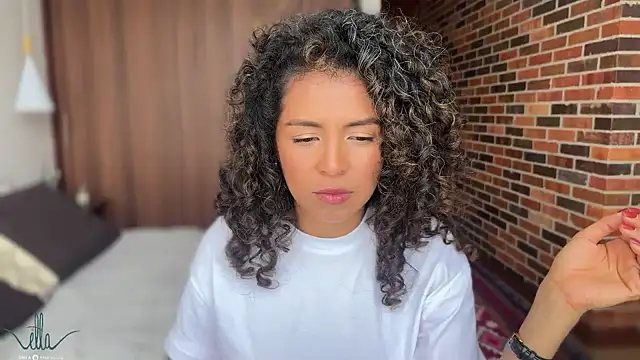 illaroom online show from 5, 12, 2024