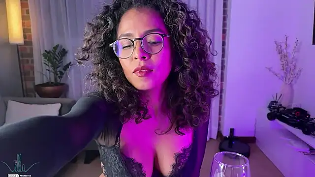 illaroom online show from 24, 1, 2025