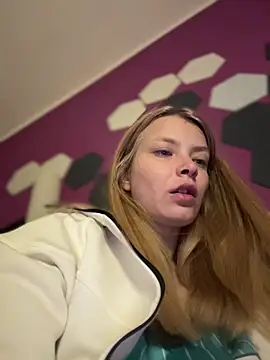 AnastasiaAniess online show from 1, 4, 2026