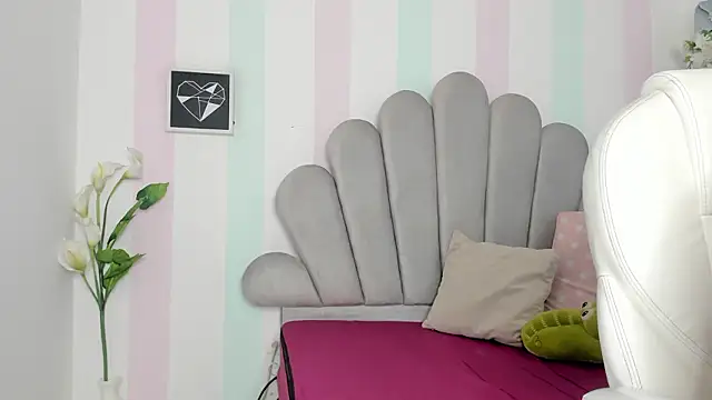   coonor   online show from 12, 2, 2026