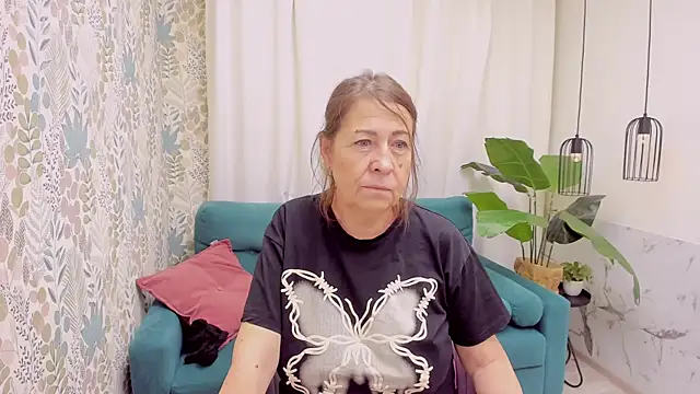 Snapshot of LindaPassionate chatting on 8, 7, 2026 LindaPassionate online show from 8, 7, 2026