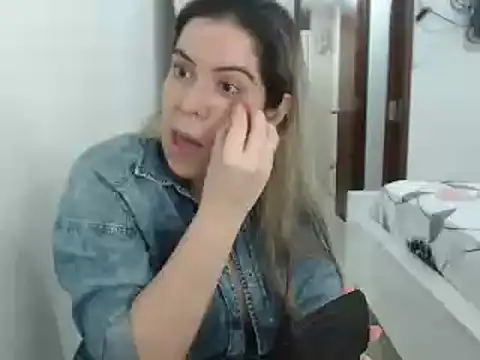 ashlymoon online show from 17, 2, 2025