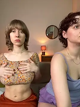 Jitoon Exe online show from 2, 11, 2025