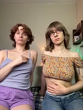 Jitoon Exe online show from 8, 3, 2026