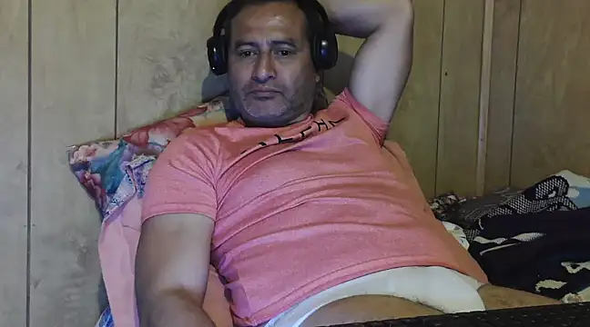 Snapshot of dantehot2020 chatting on 21, 12, 2024 dantehot2020 online show from 21, 12, 2024