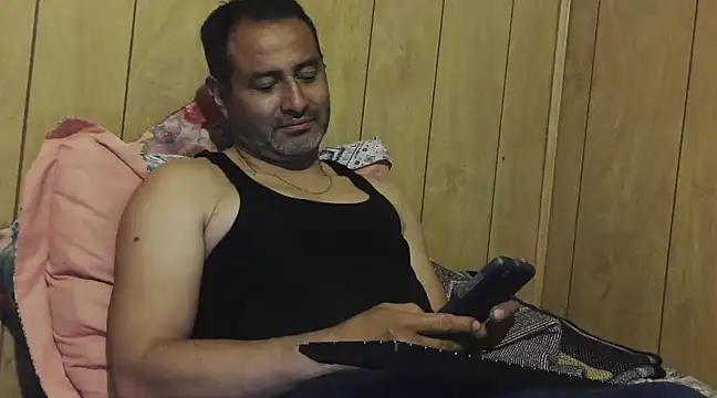 Snapshot of dantehot2020 chatting on 23, 12, 2024 dantehot2020 online show from 23, 12, 2024