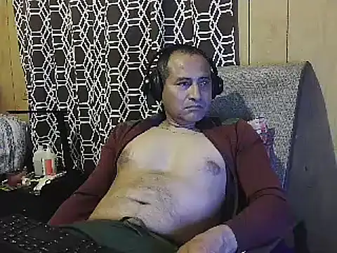 Snapshot of dantehot2020 chatting on 3, 2, 2025 dantehot2020 online show from 3, 2, 2025