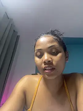 Snapshot of naya86 chatting on 5, 5, 2026 naya86 online show from 5, 5, 2026