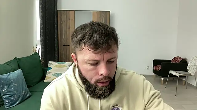 Snapshot of AlphaSparks chatting on 5, 12, 2024 AlphaSparks online show from 5, 12, 2024