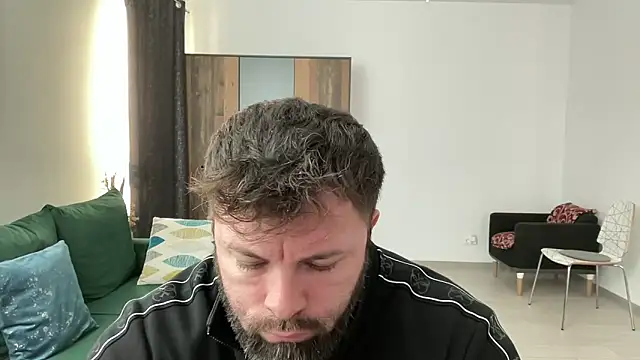 Snapshot of AlphaSparks chatting on 16, 12, 2024 AlphaSparks online show from 16, 12, 2024