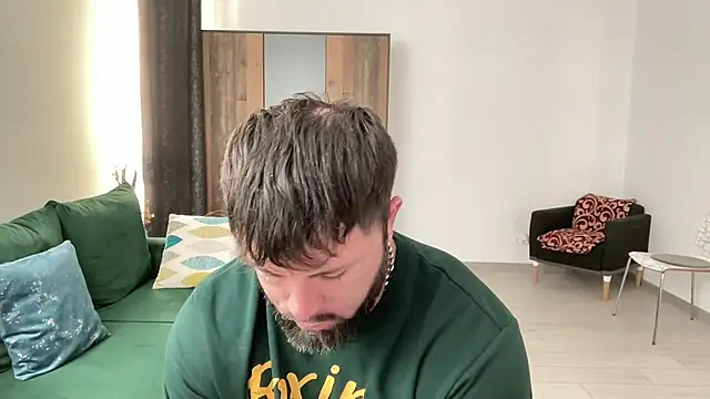 Snapshot of AlphaSparks chatting on 18, 12, 2024 AlphaSparks online show from 18, 12, 2024