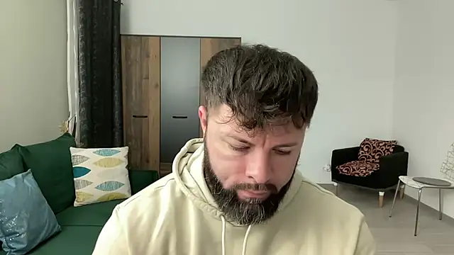 Snapshot of AlphaSparks chatting on 8, 1, 2025 AlphaSparks online show from 8, 1, 2025