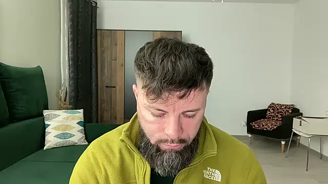 Snapshot of AlphaSparks chatting on 21, 2, 2025 AlphaSparks online show from 21, 2, 2025