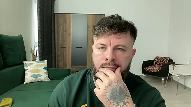 Snapshot of AlphaSparks chatting on 21, 2, 2025 AlphaSparks online show from 21, 2, 2025