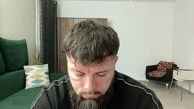 Snapshot of AlphaSparks chatting on 28, 2, 2025 AlphaSparks online show from 28, 2, 2025