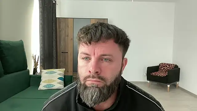 Snapshot of AlphaSparks chatting on 11, 3, 2025 AlphaSparks online show from 11, 3, 2025