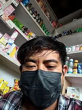 Snapshot of Yomo12345677 chatting on 2, 11, 2025 Yomo12345677 online show from 2, 11, 2025