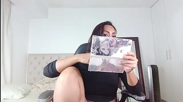 ms freyax online show from 20, 7, 2026