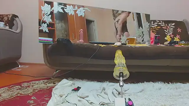 Snapshot of AlinasissyXX chatting on 15, 3, 2025 AlinasissyXX online show from 15, 3, 2025