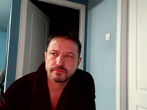 Snapshot of MisterFaithRO chatting on 19, 4, 2026 MisterFaithRO online show from 19, 4, 2026