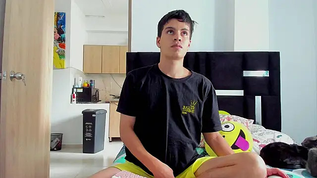 Snapshot of Dimitrixxx__ chatting on 8, 9, 2025 Dimitrixxx   online show from 8, 9, 2025