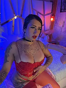 Snapshot of Tattooed_spittingdoll chatting on 7, 4, 2026 Tattooed spittingdoll online show from 7, 4, 2026