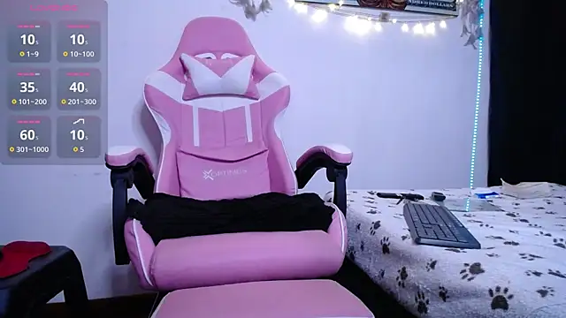 Jessi Evans online show from 6, 11, 2025