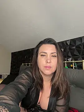 Snapshot of FeliciaHardy_ chatting on 18, 12, 2024 FeliciaHardy online show from 18, 12, 2024