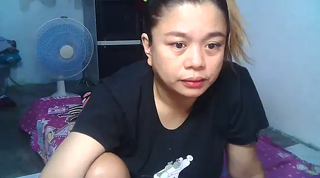 Snapshot of Kariebabe chatting on 20, 12, 2024 Kariebabe online show from 20, 12, 2024