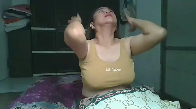 Snapshot of Kariebabe chatting on 20, 2, 2025 Kariebabe online show from 20, 2, 2025