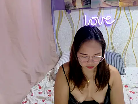 BURBERRY69 online show from 24, 2, 2026