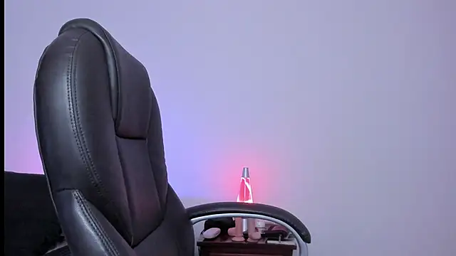 HazelKush online show from 11, 12, 2024