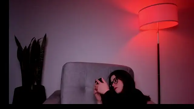 HazelKush online show from 2, 6, 2026