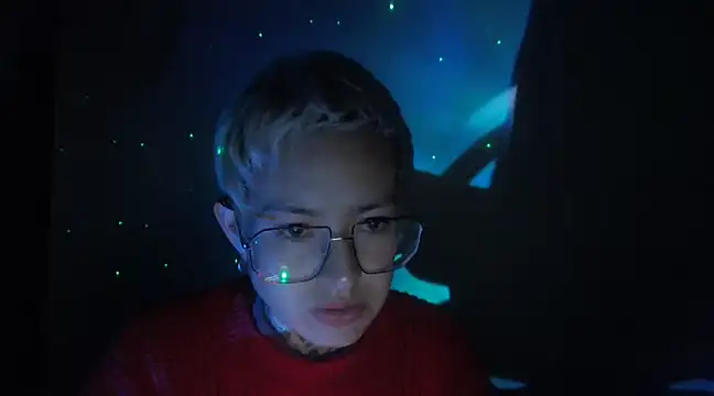 Snapshot of ArrangedFoot chatting on 5, 1, 2025 ArrangedFoot online show from 5, 1, 2025