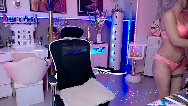 Snapshot of misscectito13 chatting on 5, 5, 2026 misscectito13 online show from 5, 5, 2026