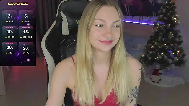 Snapshot of BiMolly chatting on 13, 2, 2025 BiMolly online show from 13, 2, 2025