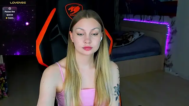 BiMolly online show from 15, 4, 2026