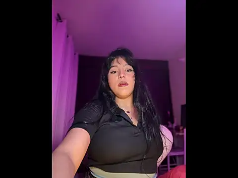 Naiara sex online show from 10, 11, 2025