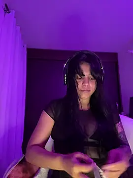 Naiara sex online show from 21, 11, 2025