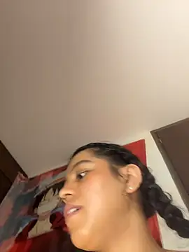 Naiara sex online show from 5, 6, 2026