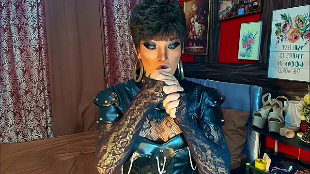 trixxielicious online show from 6, 11, 2025